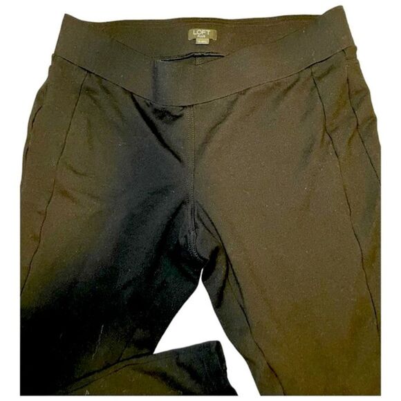 Loft Plus Comfy Chic Black Leggings | Fall Wardrobe Essential - Picture 7 of 12